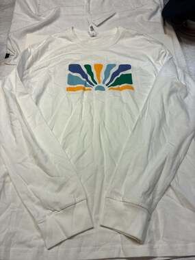 AS Colour Organic Staple Long Sleeve T-Shirt with Abstract Sun Graphic Print